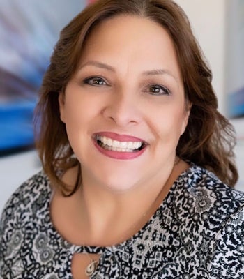 Portrait of Christine Selzler, REALTOR®.